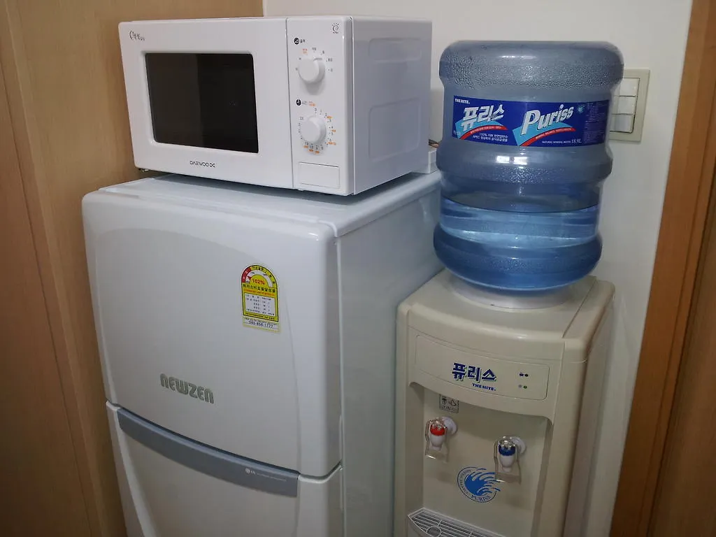 Cozy Seoul Hongdae Apartment 0*,  South Korea