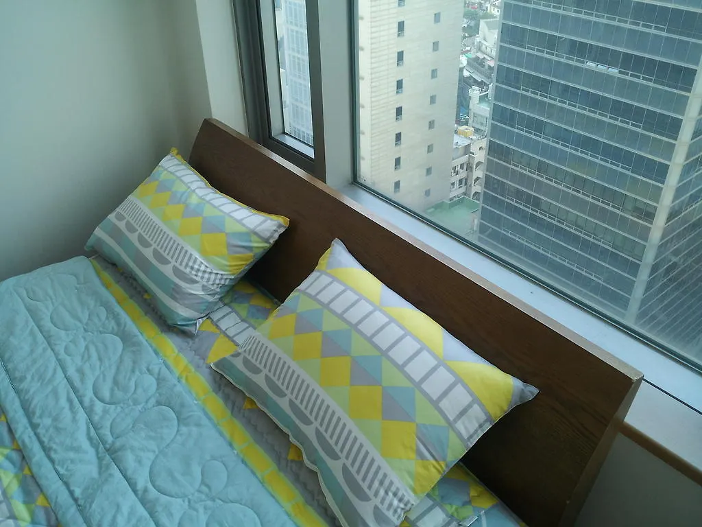 Cozy Seoul Hongdae Apartment